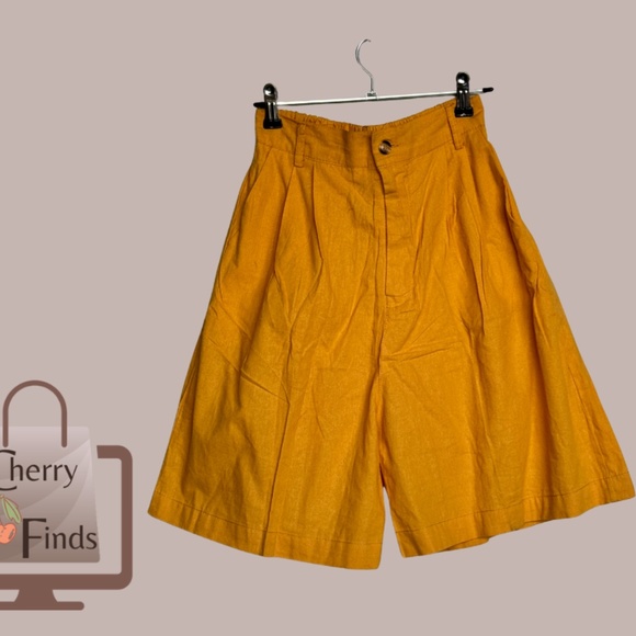 TROUSER SHORTS - Picture 1 of 2
